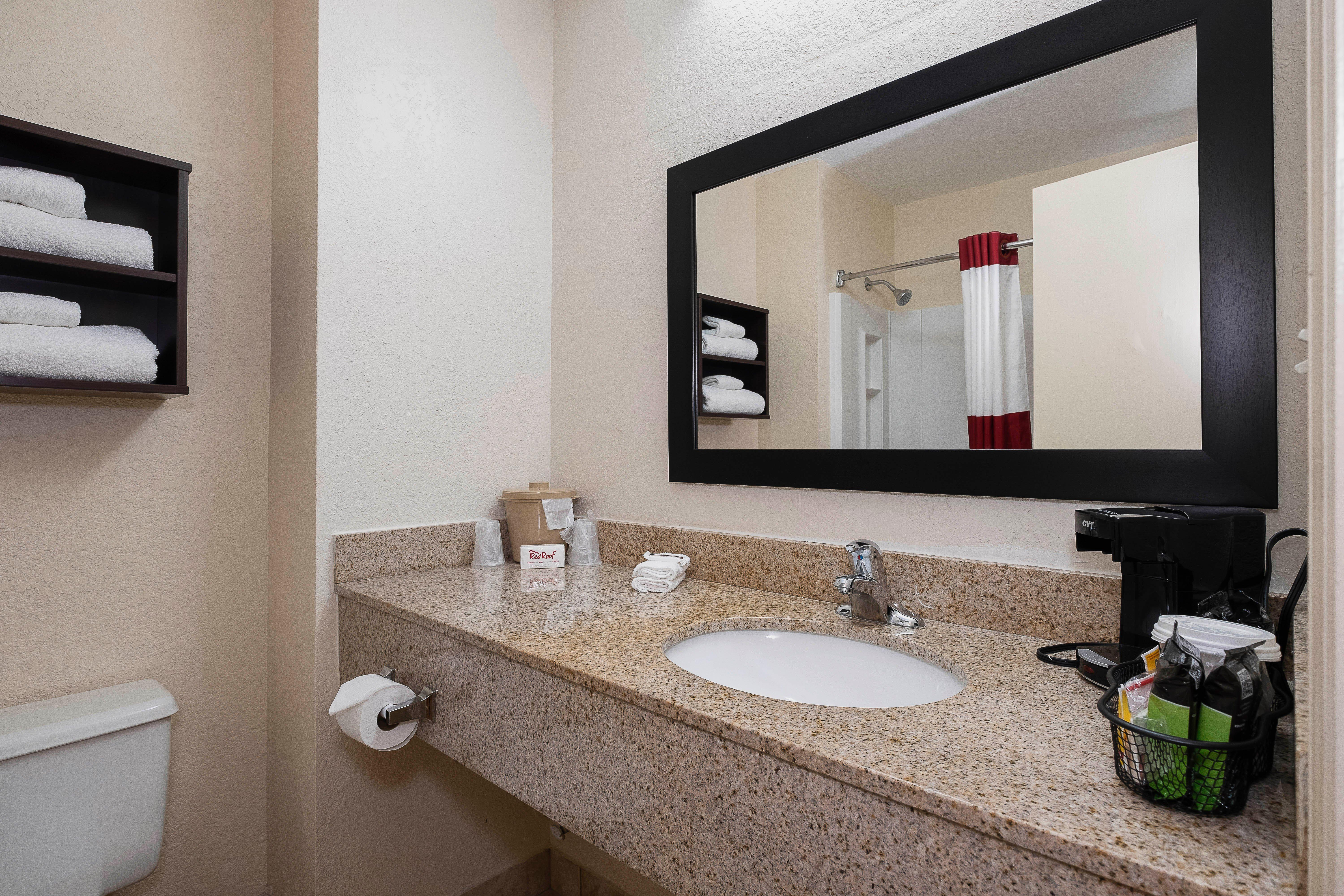 Red Roof Inn Roanoke Rapids Bagian luar foto