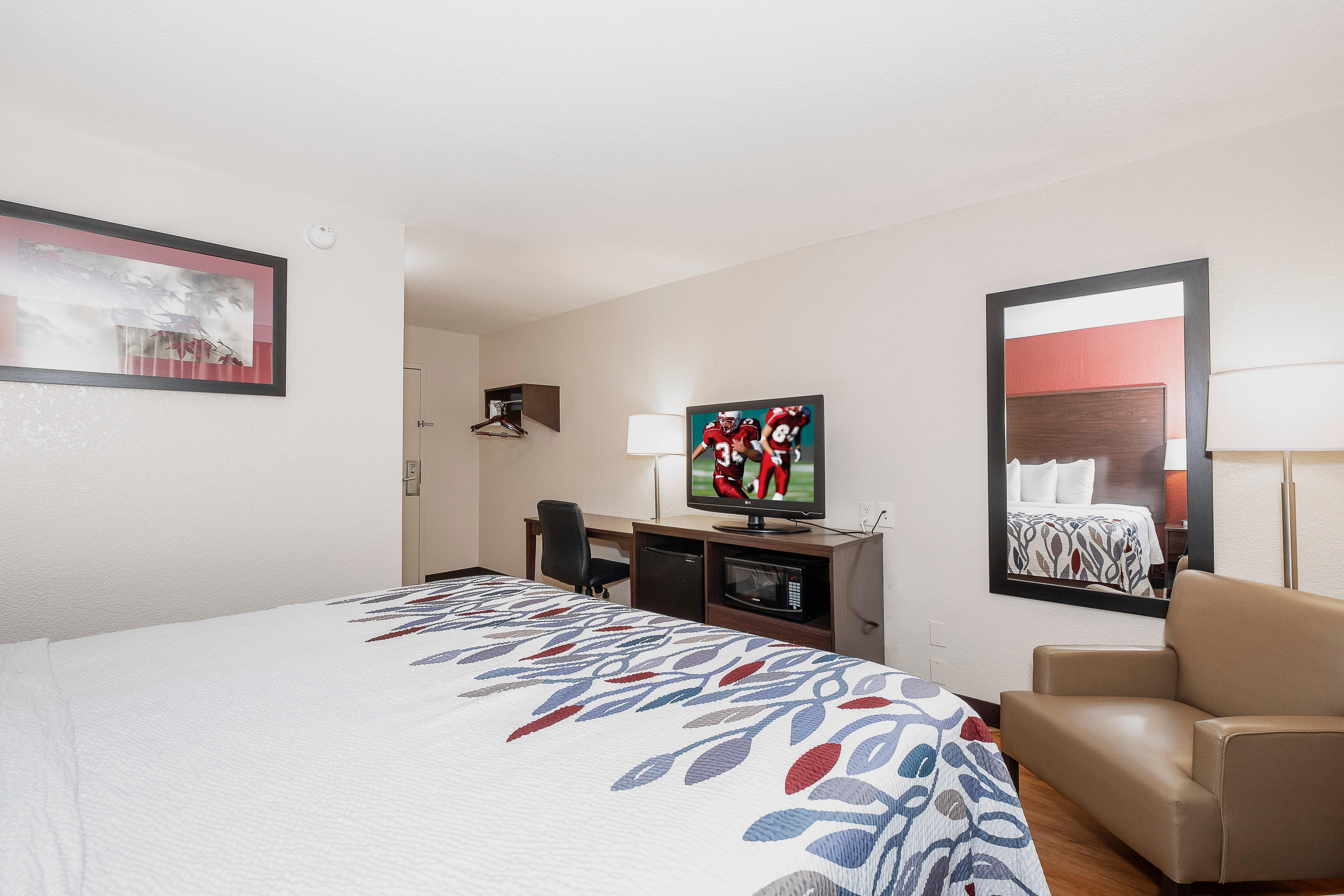 Red Roof Inn Roanoke Rapids Bagian luar foto