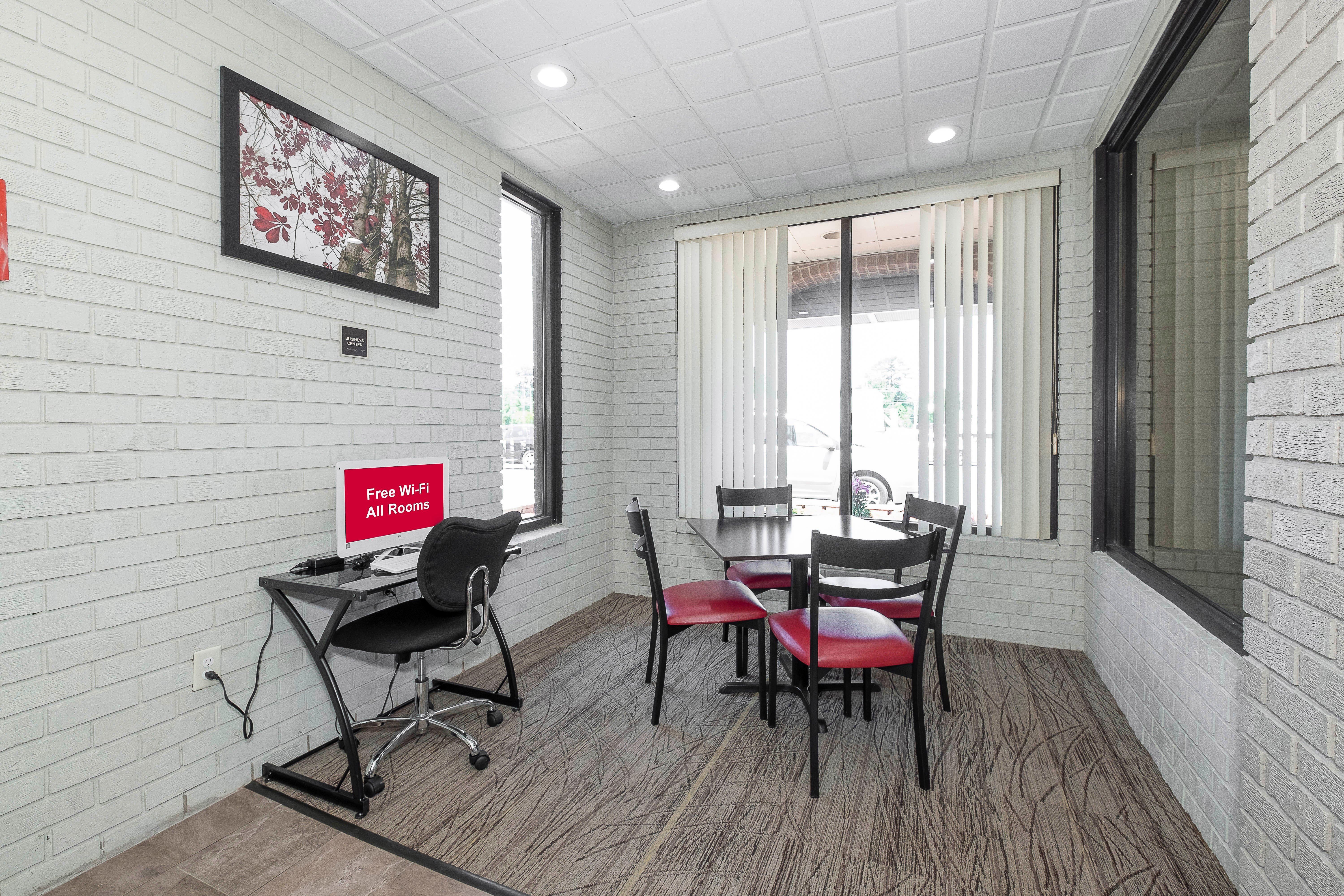 Red Roof Inn Roanoke Rapids Bagian luar foto