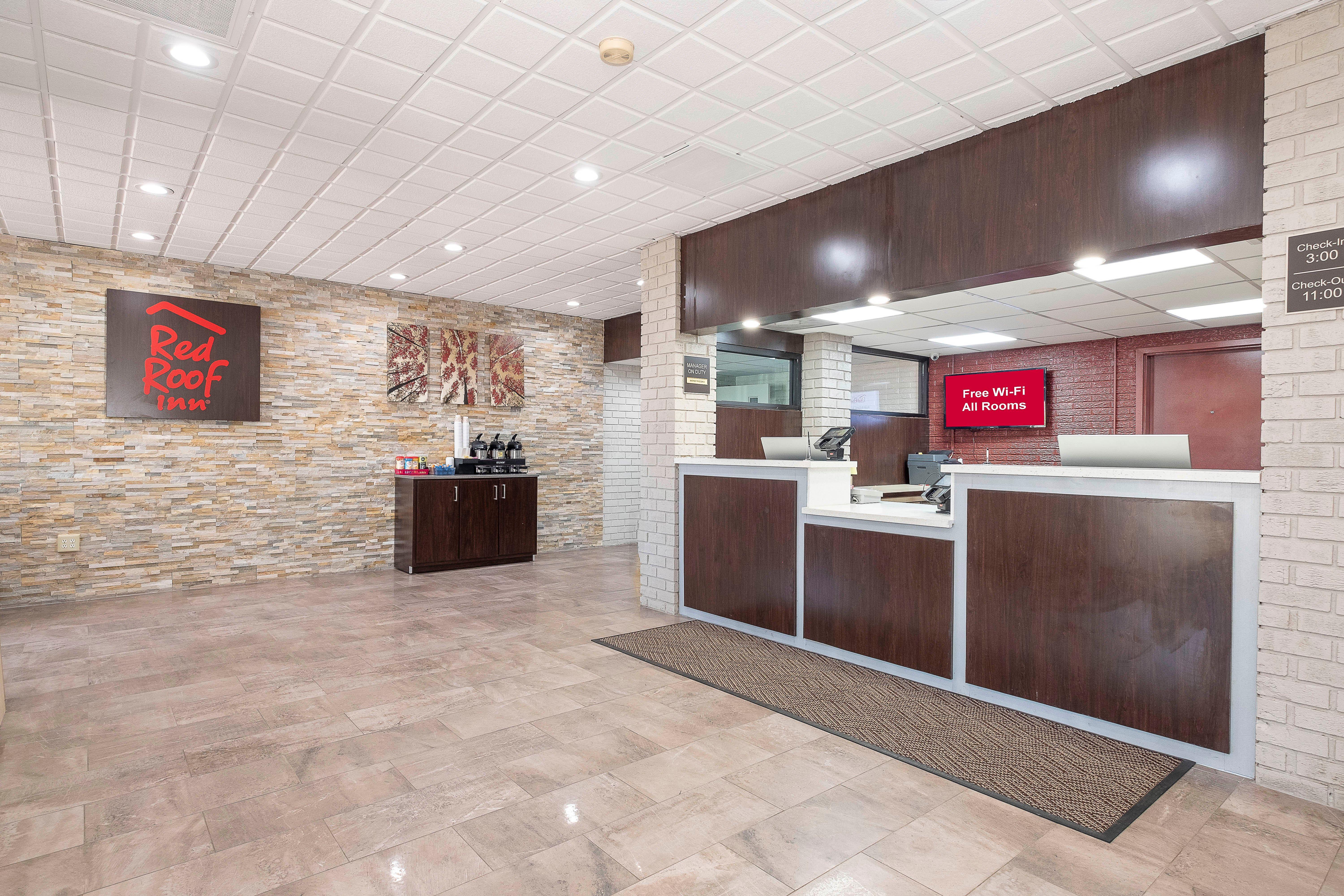 Red Roof Inn Roanoke Rapids Bagian luar foto